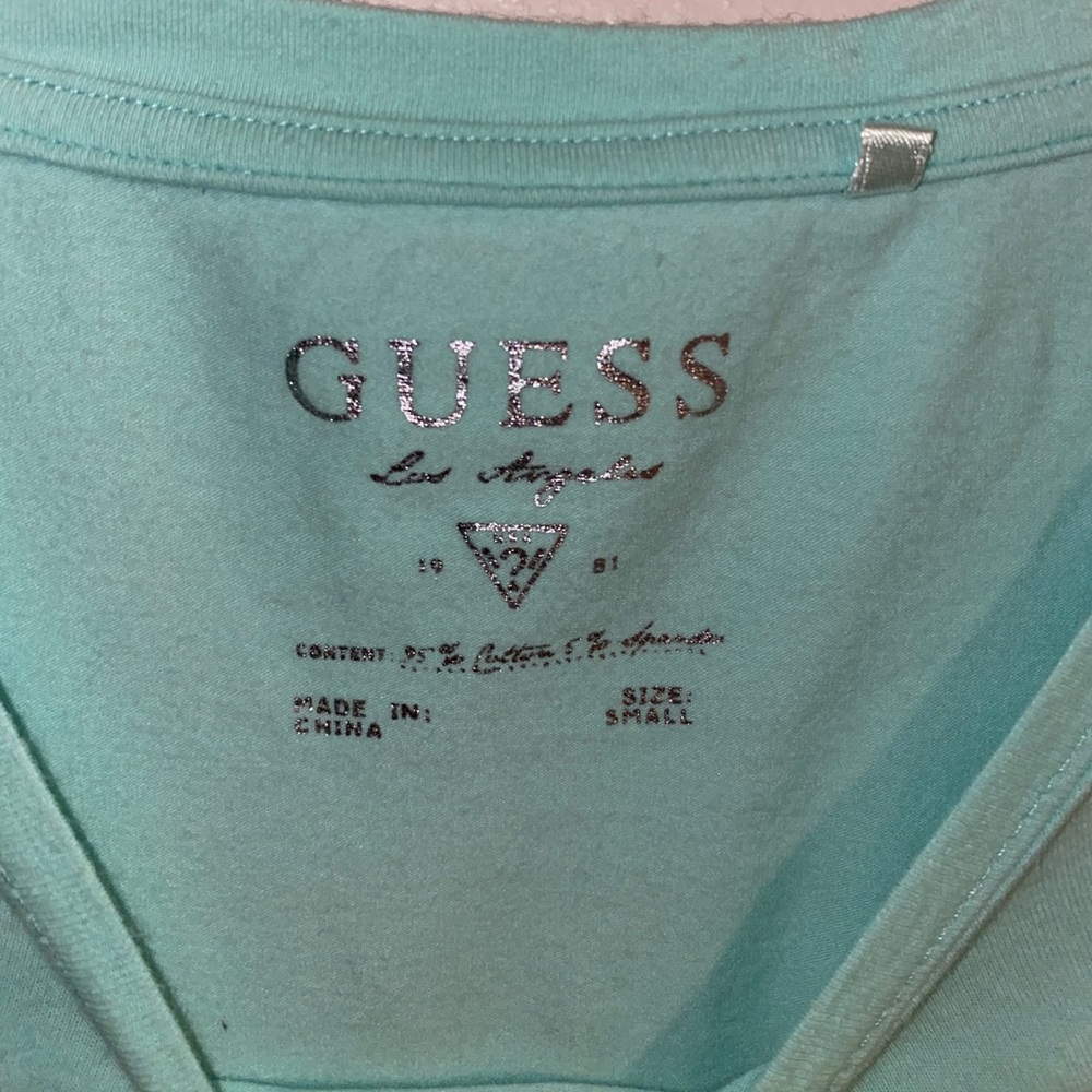 Guess top - Picture 3 of 3